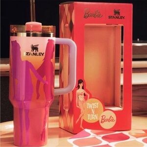 Stanley x Barbie ’60S TWIST ’N TURN 40 OZ Quencher NEW in box
